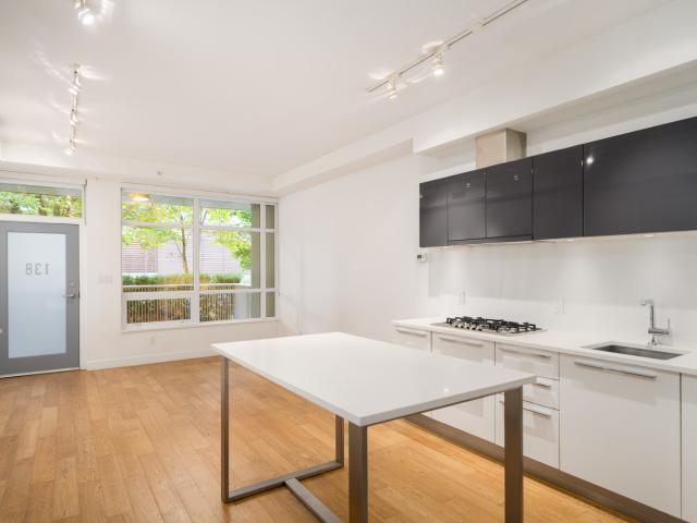 108 E 1st Ave Townhouse, Vancouver | Birds Nest Properties