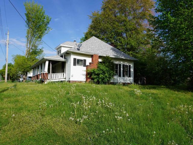 108 E Warrick St, Owensville, IN 47665 | MLS #202617