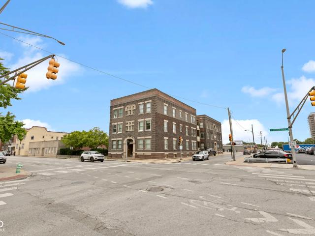 108 E Saint Clair Street # E