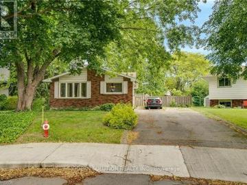 108 Fassett Court, Hamilton, ON, L9G 4E7 house for sale | Listing ID X13480 | Royal LePage
