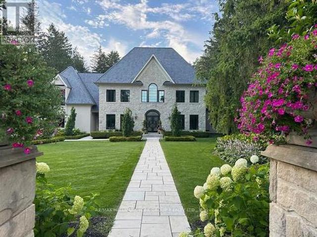 108 Kennedy Street W, Aurora, ON, L4G 2L7 house for sale | Listing ID N13175 | Royal LePage