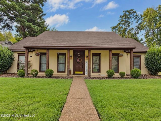 108 Honeysuckle Lane