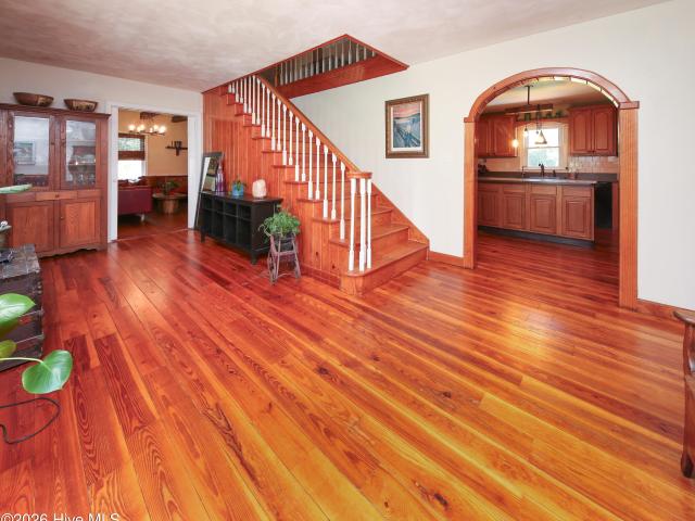 108 Hawkins Lane