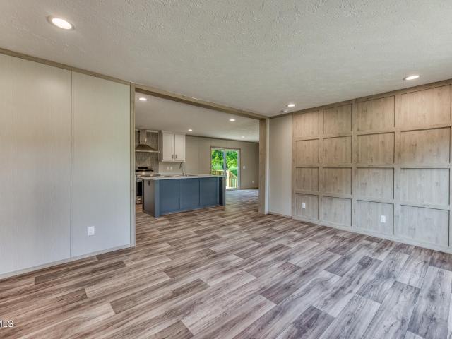 108 Hemlock Lane