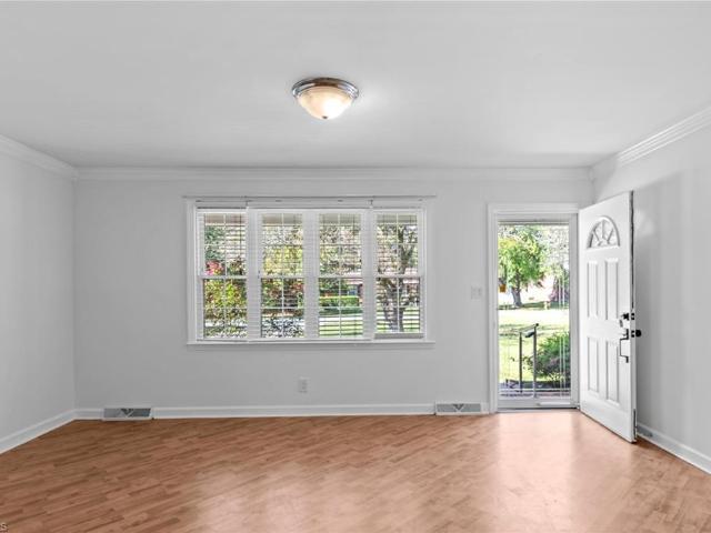 108 Hinshaw Avenue