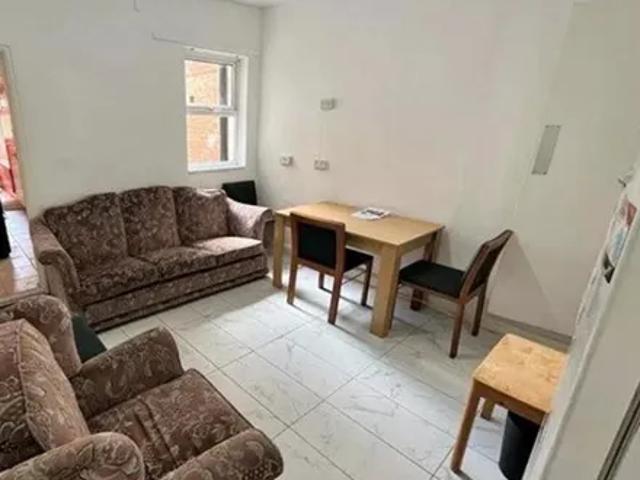 108 Hubert Road, Stirchley, B29 6ER, United Kingdom | 4 bed house for rent #140229392 | Rentberry