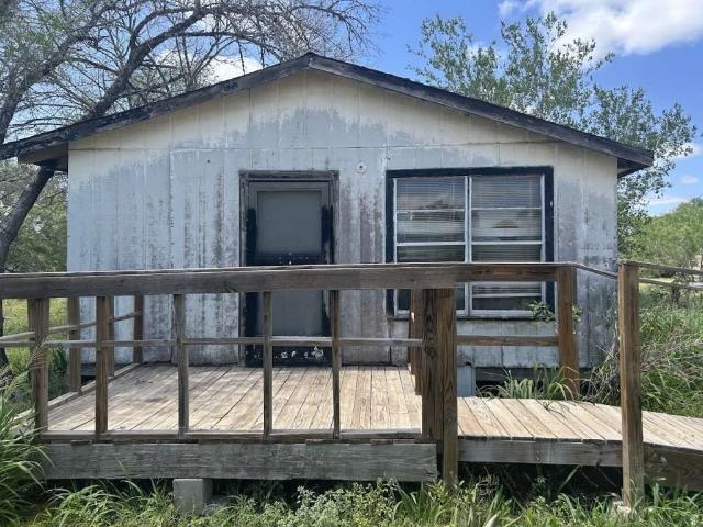 108 J Ave, Christine, TX 78012 | MLS #17999