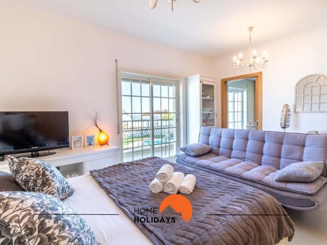 #108 Old Town Seaview Studio w/ Pool, 60 mts Beach