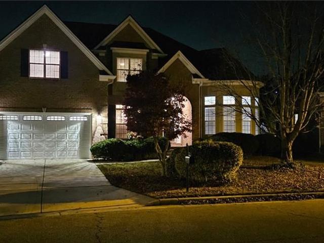 108 Olde Salem Dr, Jamestown, NC