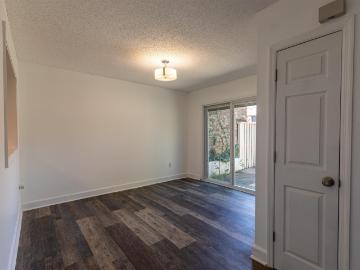 108 Lionsgate Drive