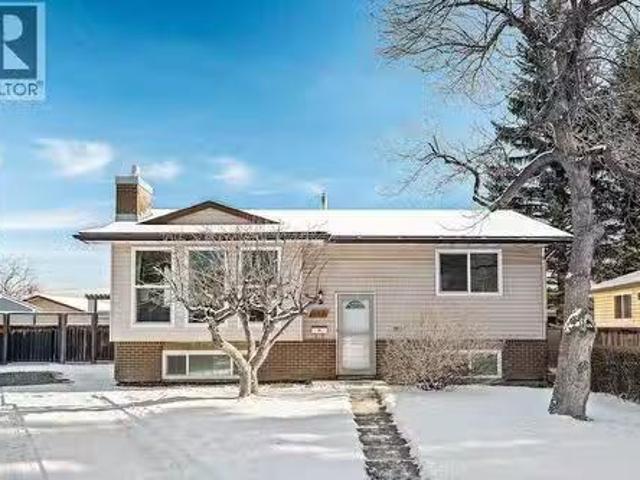 108 Lynnbrook Bay Se, Calgary, AB, T2C 1S7 house for sale L.