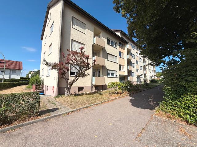 108 m² Wohnkomfort: Attraktive 4 Zimmer Wohnung am Sonnenberg in Rechberghausen