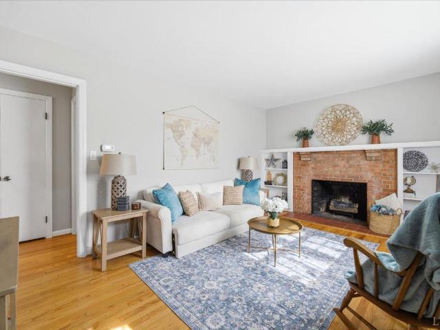108 Mount Sterling Drive