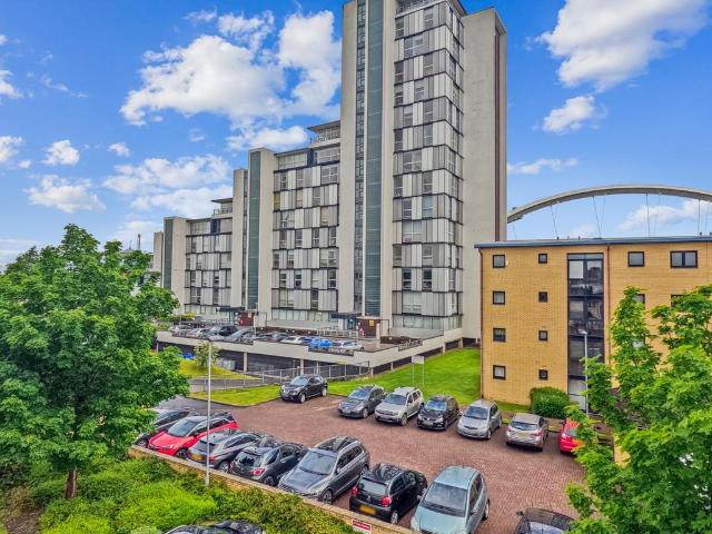 108 Mavisbank Gardens, Glasgow, G51 1HR, United Kingdom | 2 bed apartment for rent #138592369 | Rentberry