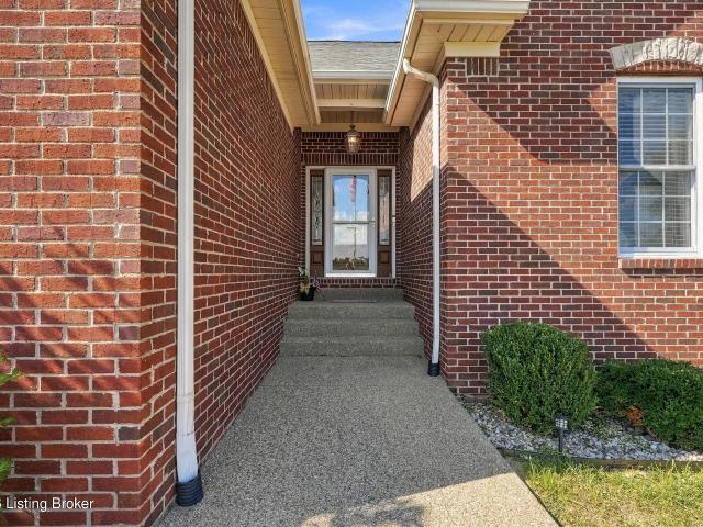 108 Maddox Ave