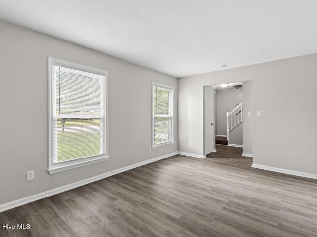 108 Meadowview Court