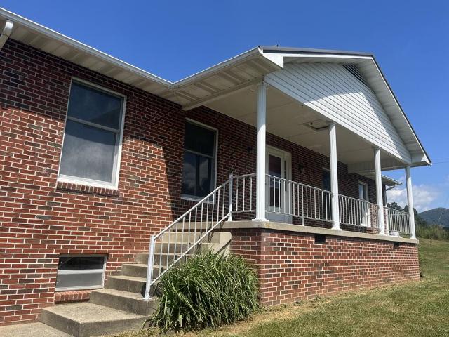 108 Meredith Lane