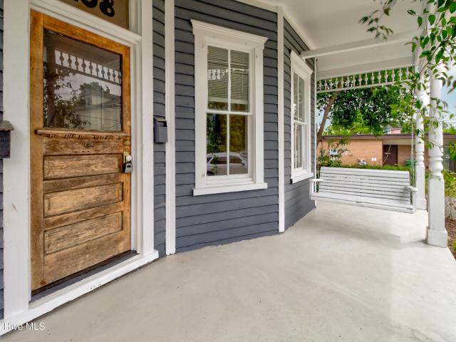 108 N 8th Street