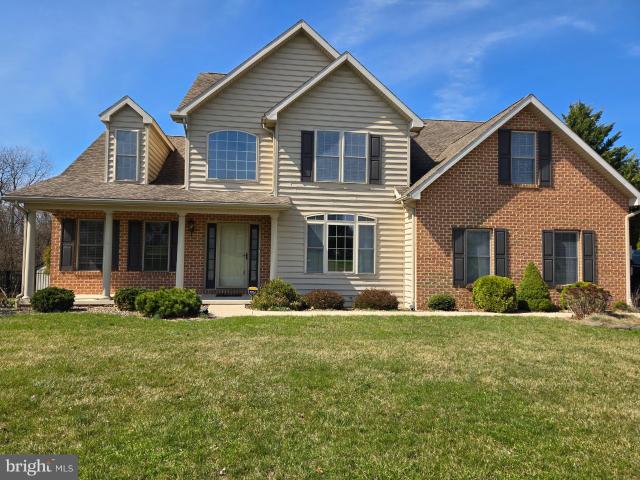 108 N Blackberry Ln, Fayetteville, PA 17222 | MLS #PAFL2032