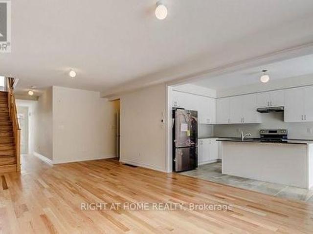 108 Nottingham Road, Barrie, ON, L9J 0L4 house for sale | Listing ID S13600 | Royal LePage