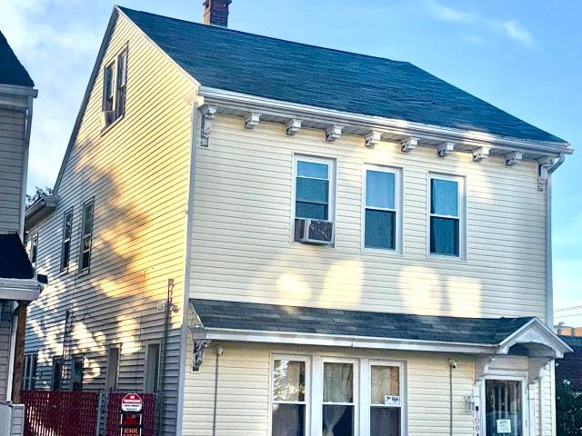 108 S Wyoming Street