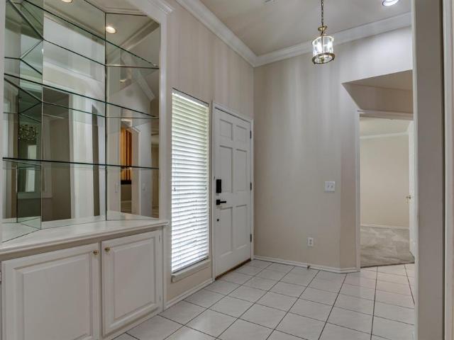108 S Ridge Pointe Drive