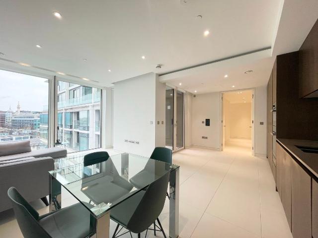 108 Sugar Quay, 1 Water Lane EC3R, 2 bed flat to rent, £5,200 pcm | PrimeLocation