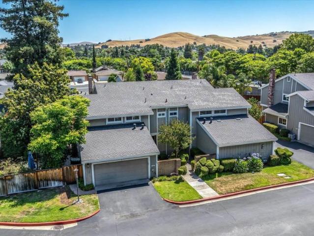 108 Summerwood Pl