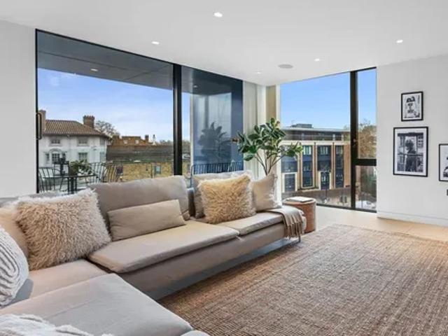 108 Parkway, London, NW1 7AN, United Kingdom | 3 bed apartment for rent #168152548 | Rentberry