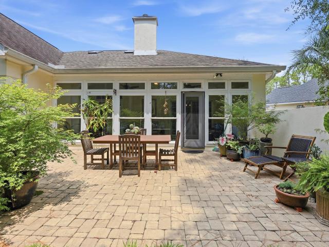 108 Prestwick Dr