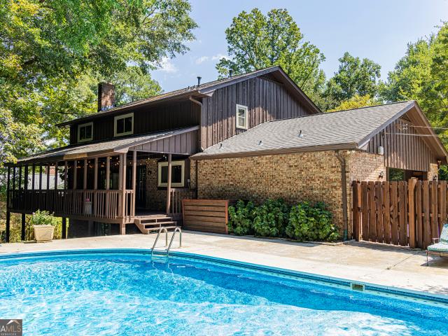 108 Rollingwood Circle NW