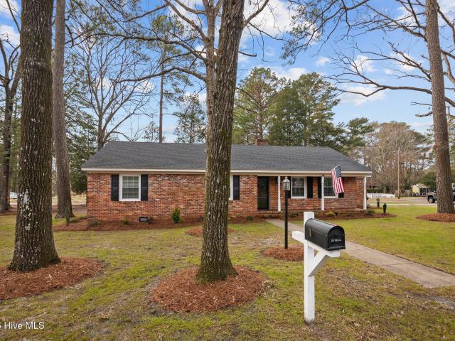 108 Ridgewood Circle