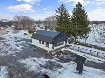 108 Rue Principale, Châteauguay, QC, J6J 4M2 commercial for.