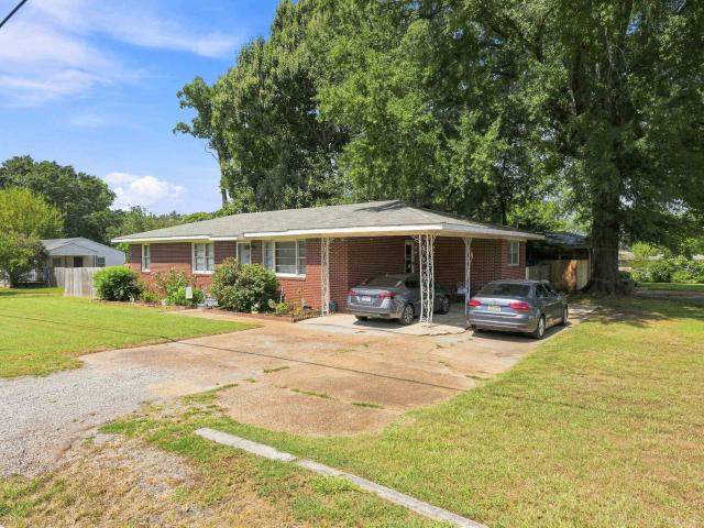 108 W Tunstall St
