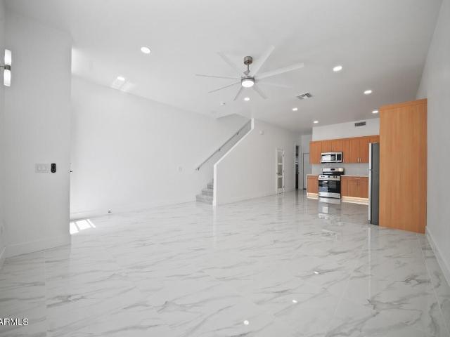 108 w baseline road