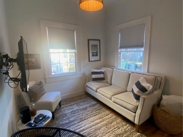 108 W Duffy Lane