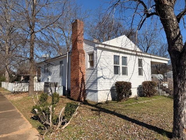 108 W Jackson St