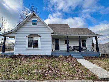 108 Walnut St, Petersburg, IN 47567 | MLS #202549