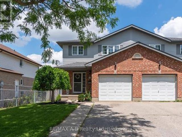 108 Walsh Crescent, Stratford, ON, N5A 7X7 house for sale | Listing ID X13503 | Royal LePage