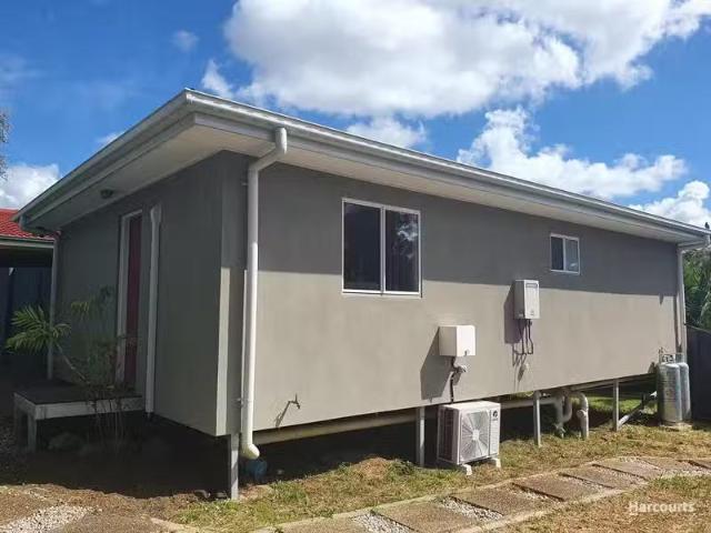 108A CAMPBELLFIELD AVENUE, BRADBURY House for rent Listed by.