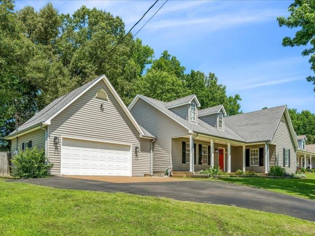 1094 nelson dr