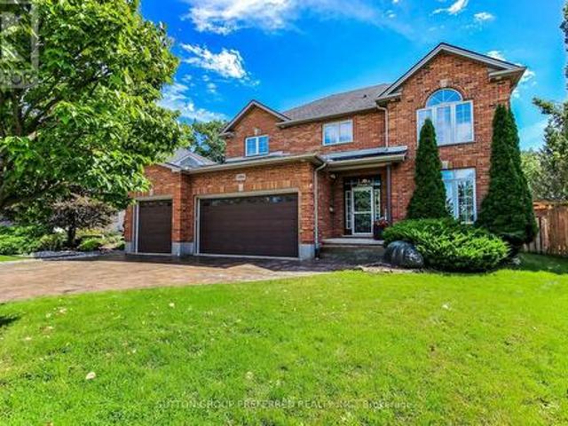 1094 Thornley Street, London South L, ON, N6K 4V4 house for sale | Listing ID X13772 | Royal LePage
