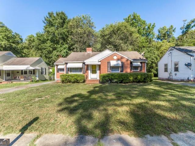 1095 Mimosa Drive