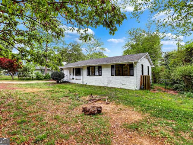 1095 Athens Road