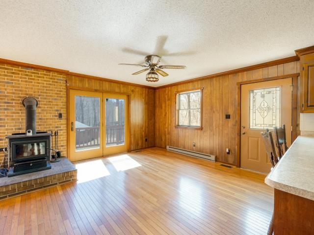 1095 campbells mountain rd