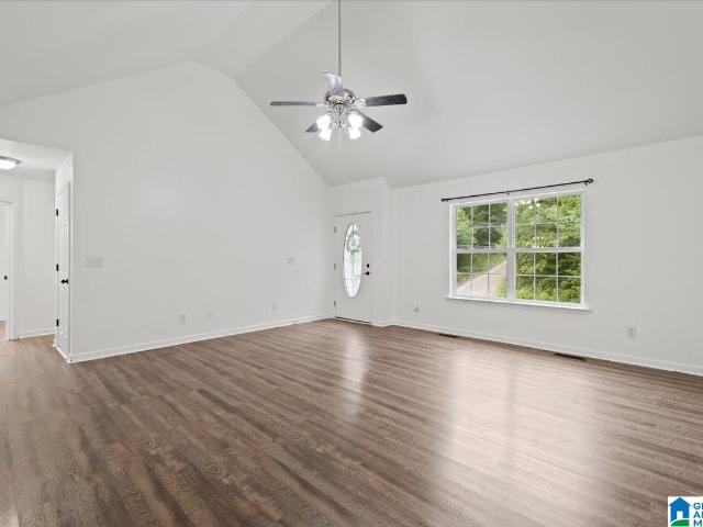 1095 Deans Ferry Road