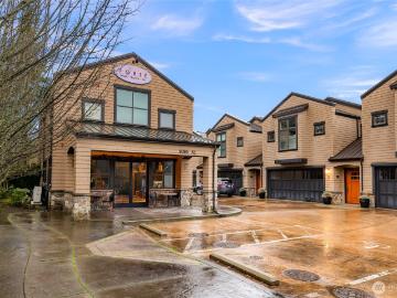 1095 Essex Street # A1&2