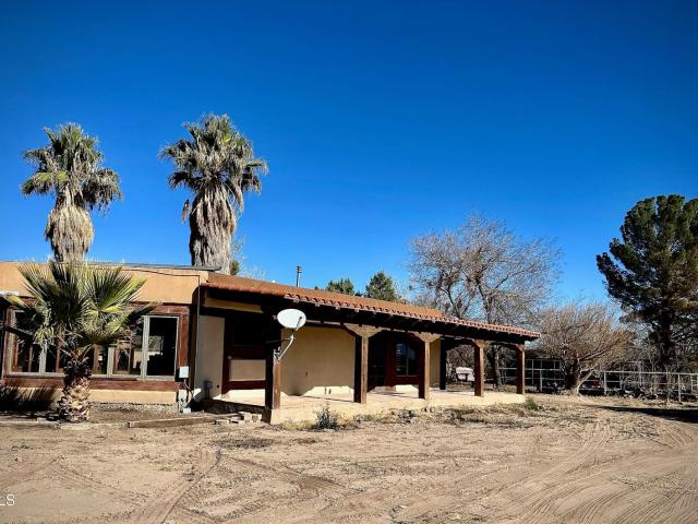 1095 Little Rd, Anthony, NM