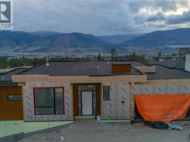 1096 Antler Drive, Penticton, BC, V2A 0C8 house for sale | Listing ID 10401 | Royal LePage