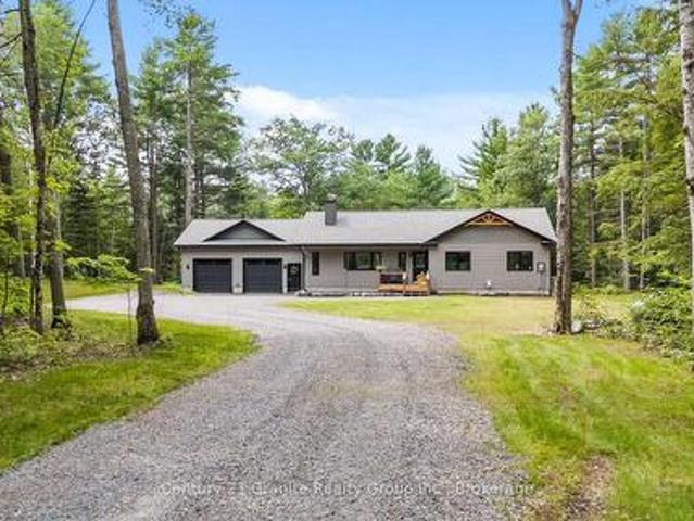 1097 Hawk Valley Road, Algonquin Highlands Stanhope, ON, K0M 1S0 house for sale | Listing ID X13683 | Royal LePage